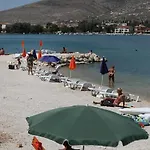 Belas Трогір
