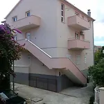 Guest house Belas